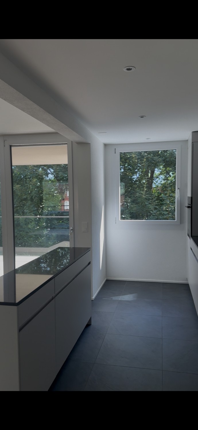 5 rooms apartment
