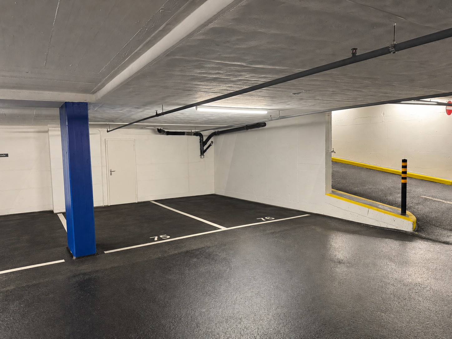 Underground slot, Foto 2 von 2