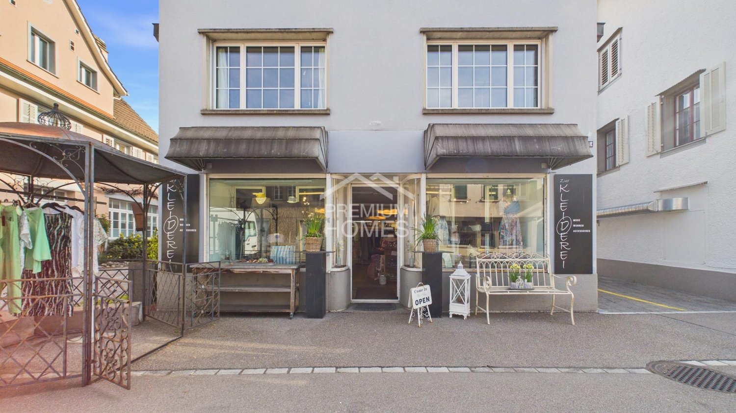 140m² commercial