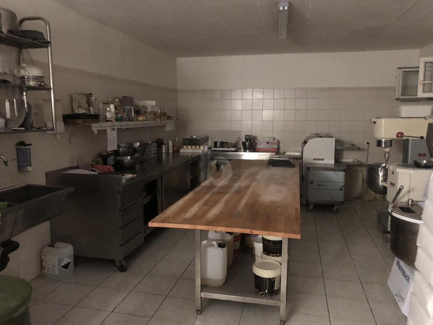 102m² Laden, Foto 4 von 4