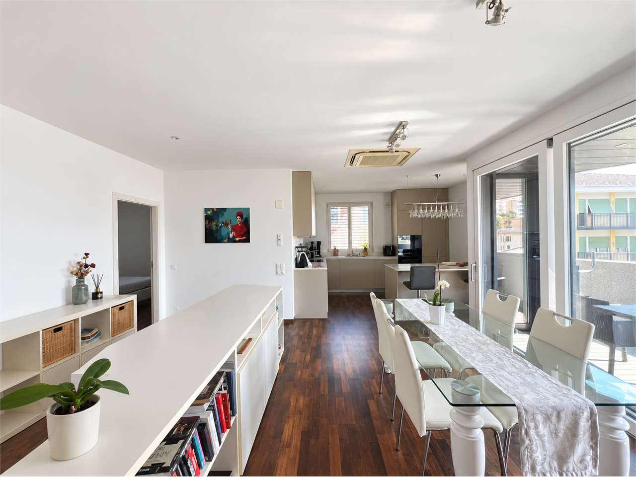 3 ½ Zimmer möblierte Wohnung, Foto 1 von 8