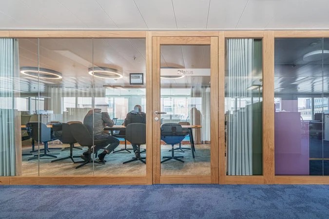 1160m² commercial