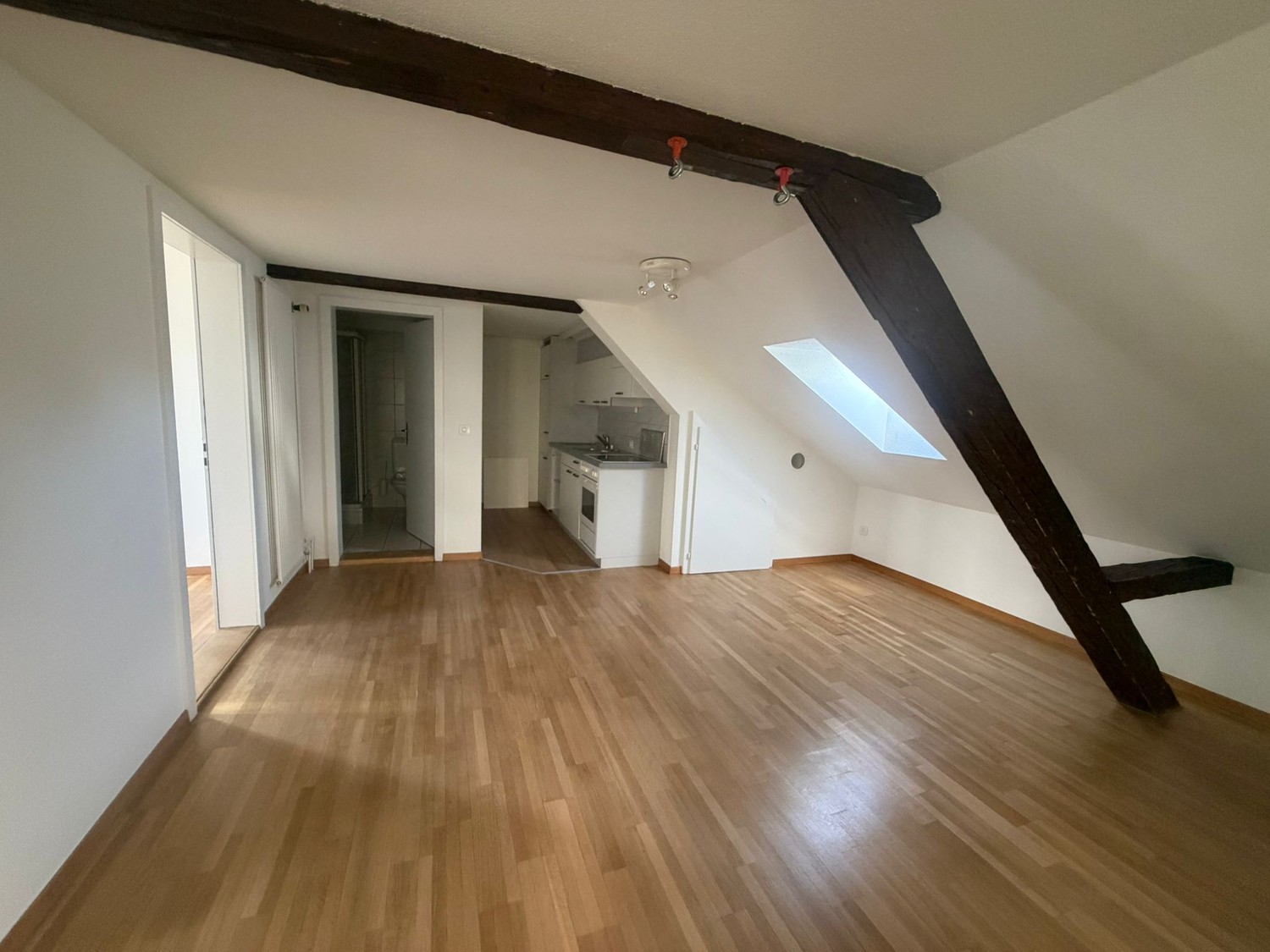 2 ½ rooms roof flat, Foto 1 von 10