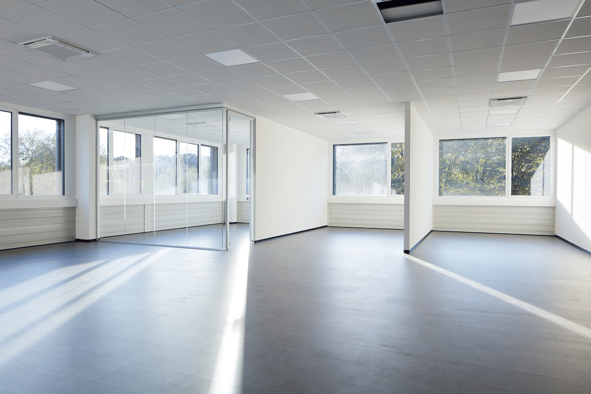 1223m² Büro