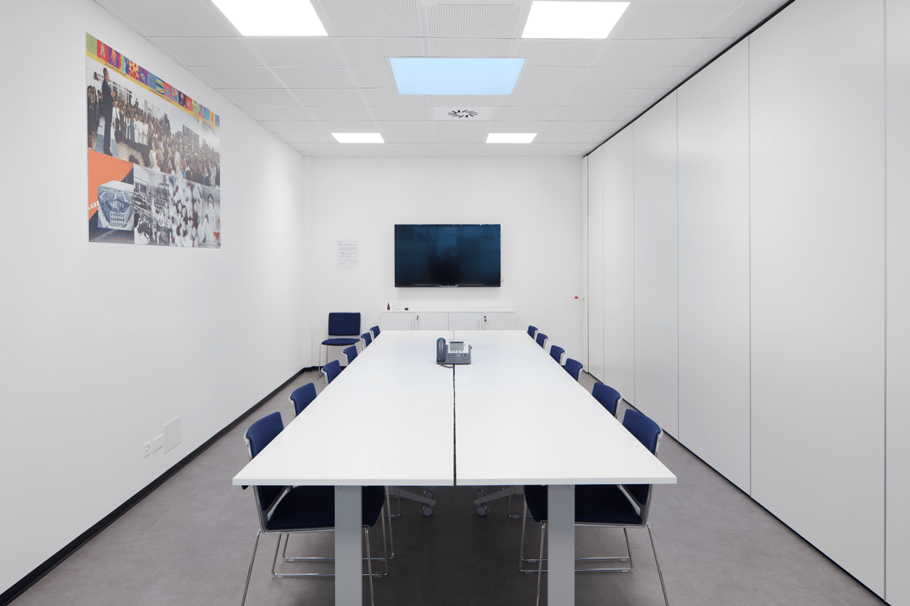 1223m² Büro