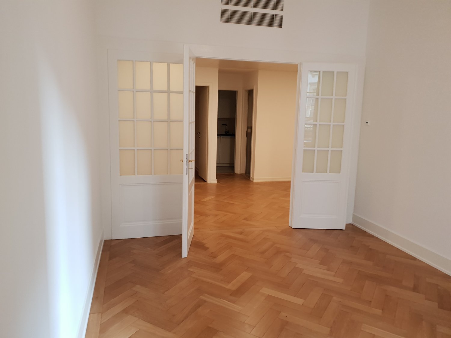 89m² office, photo 3 of 6
