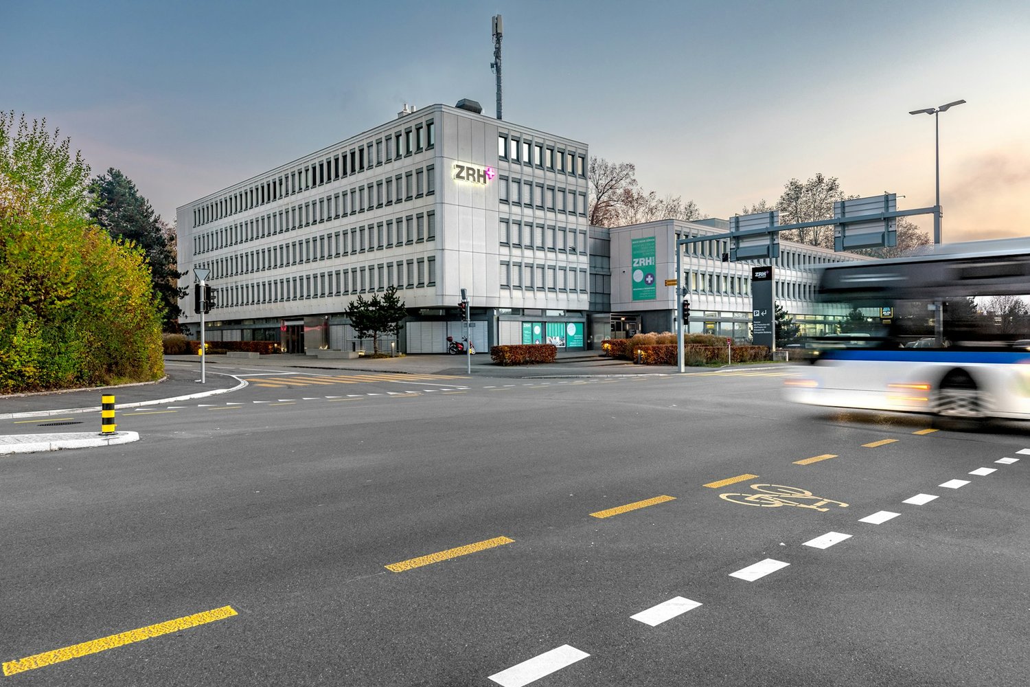 610m² office, Foto 1 von 9
