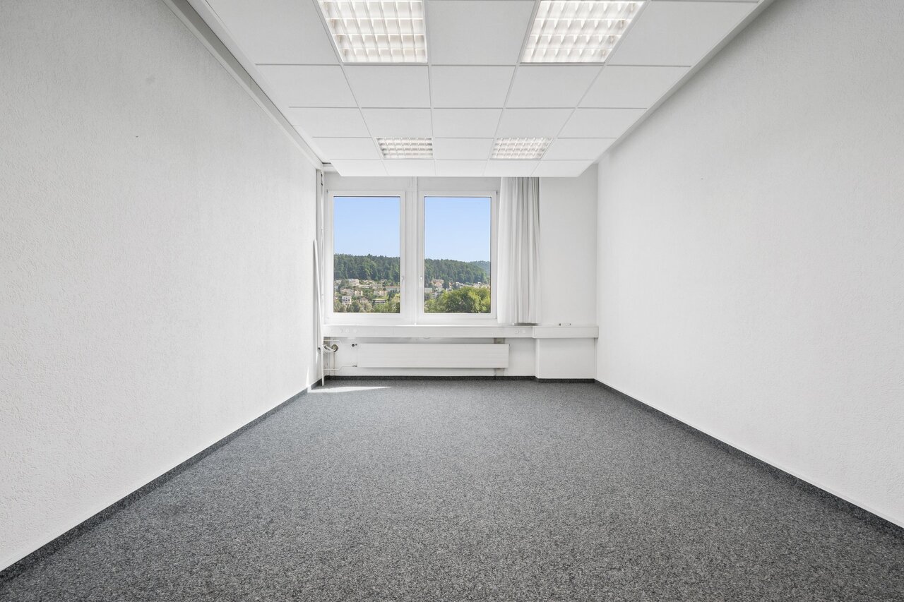 32m² office
