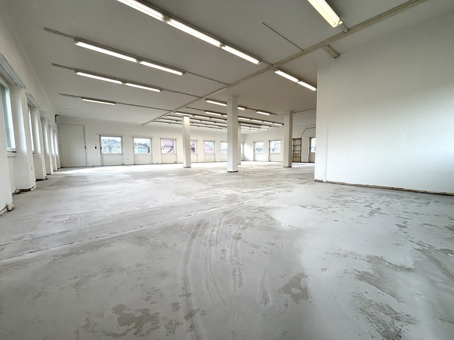 252m² commercial, Foto 2 von 4