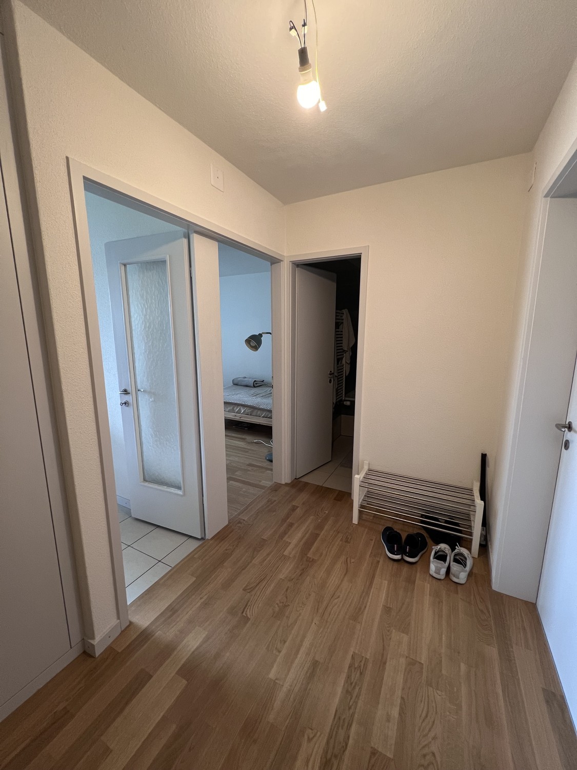 Zimmer in einer Wohngemeinschaft, Foto 3 von 7