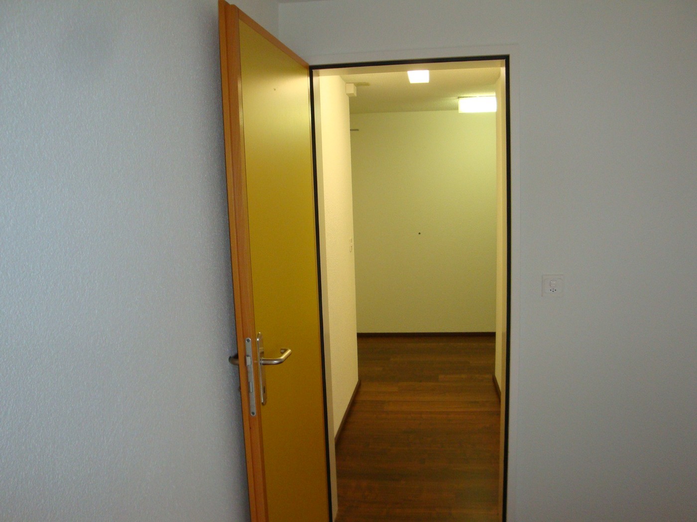 22m² office