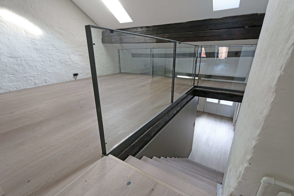 1 room loft