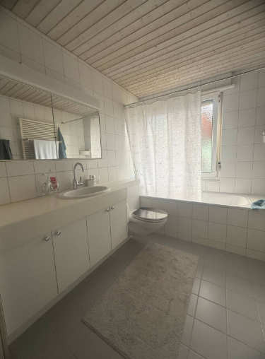 Chambre dans un appartement partagé