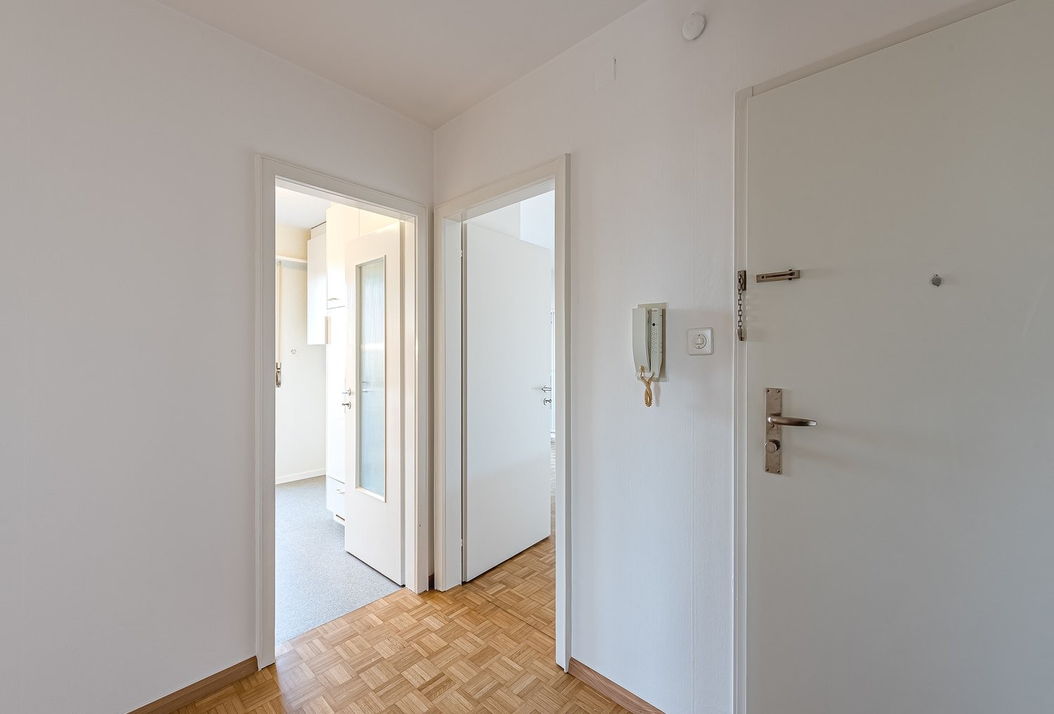 3 rooms apartment, Foto 7 von 8