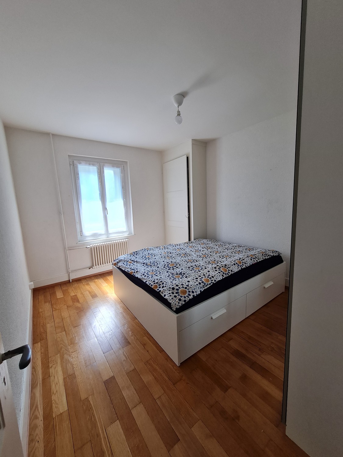 Zimmer in einer Wohngemeinschaft, Foto 2 von 3