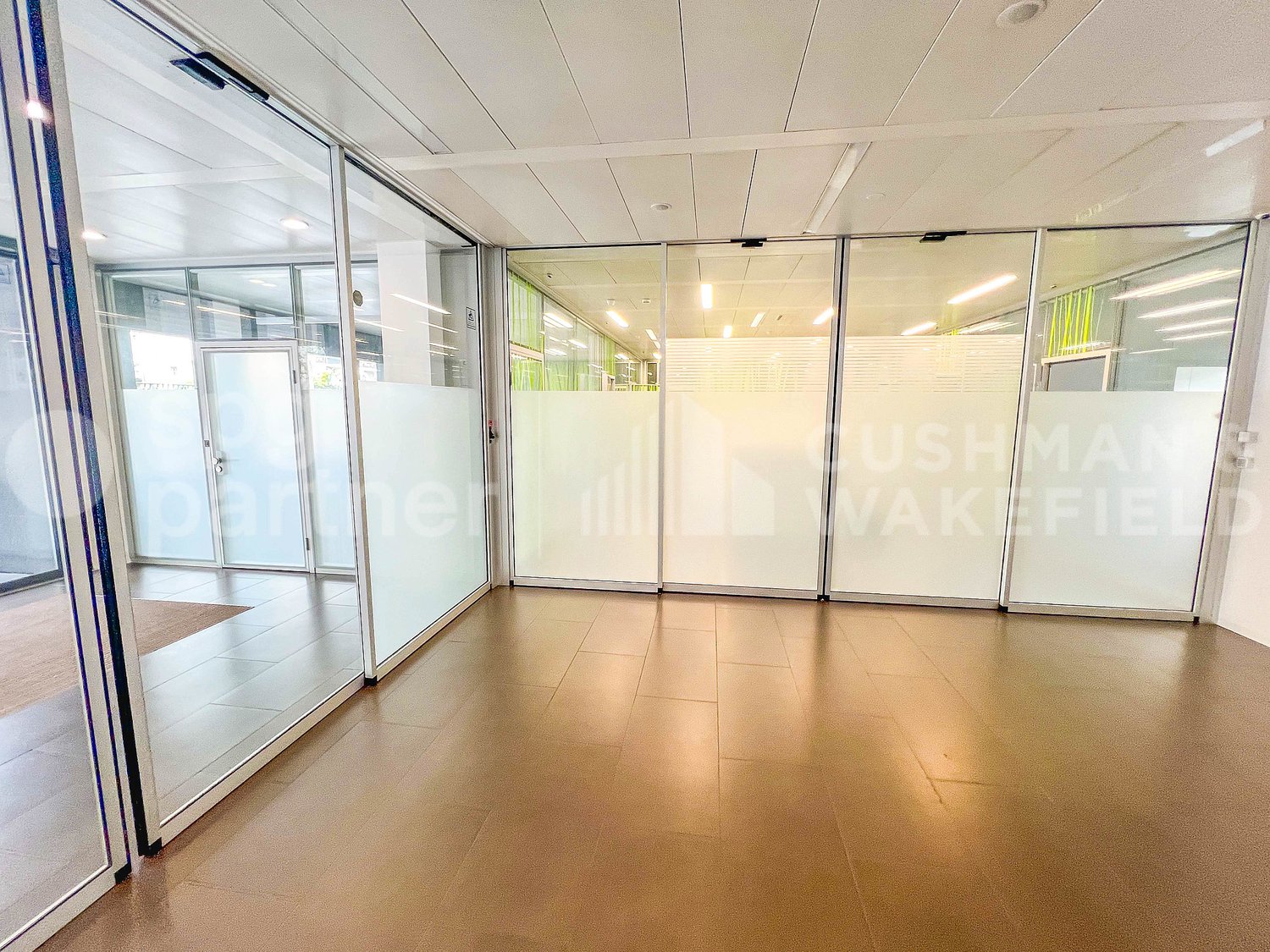 469m² office, Foto 4 von 10
