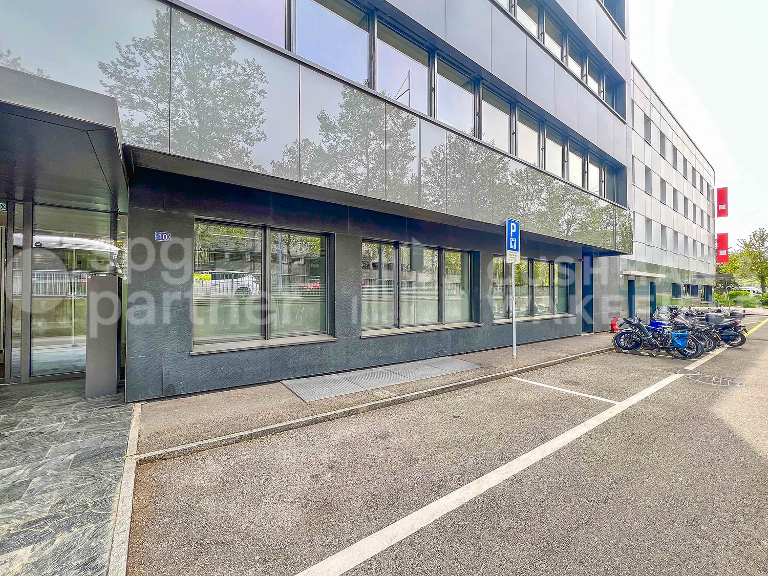 469m² office, Foto 3 von 10