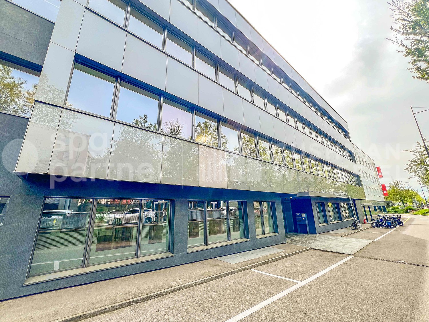469m² office, Foto 1 von 10
