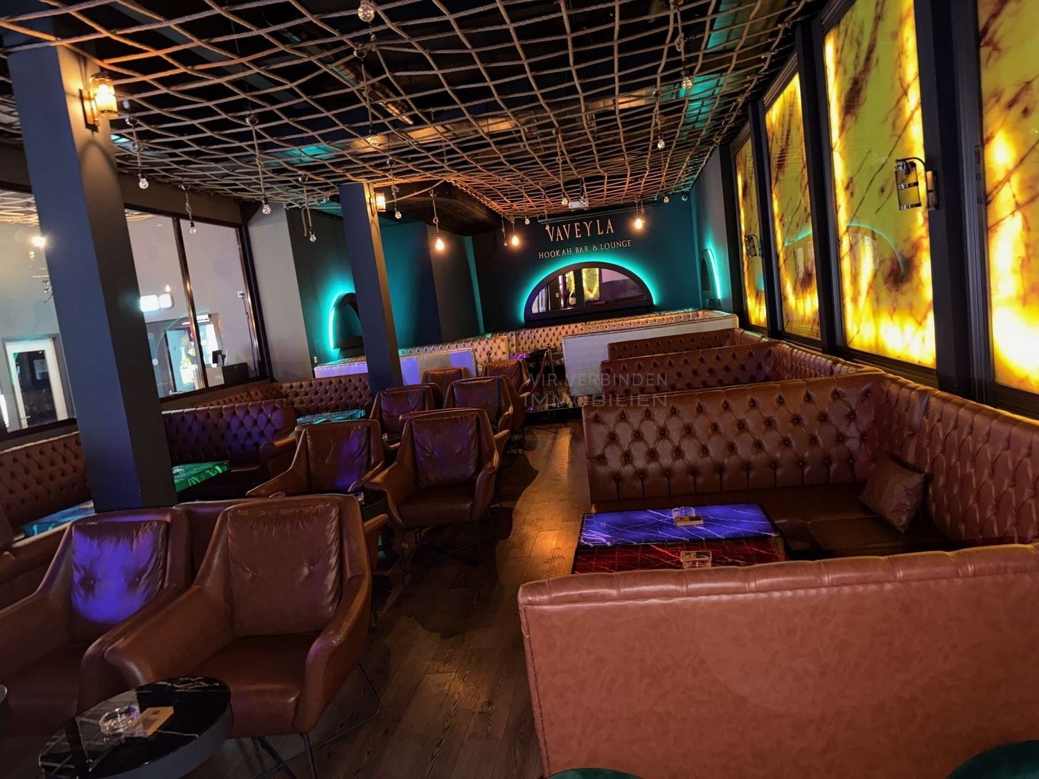 550m² bar, Foto 4 von 8