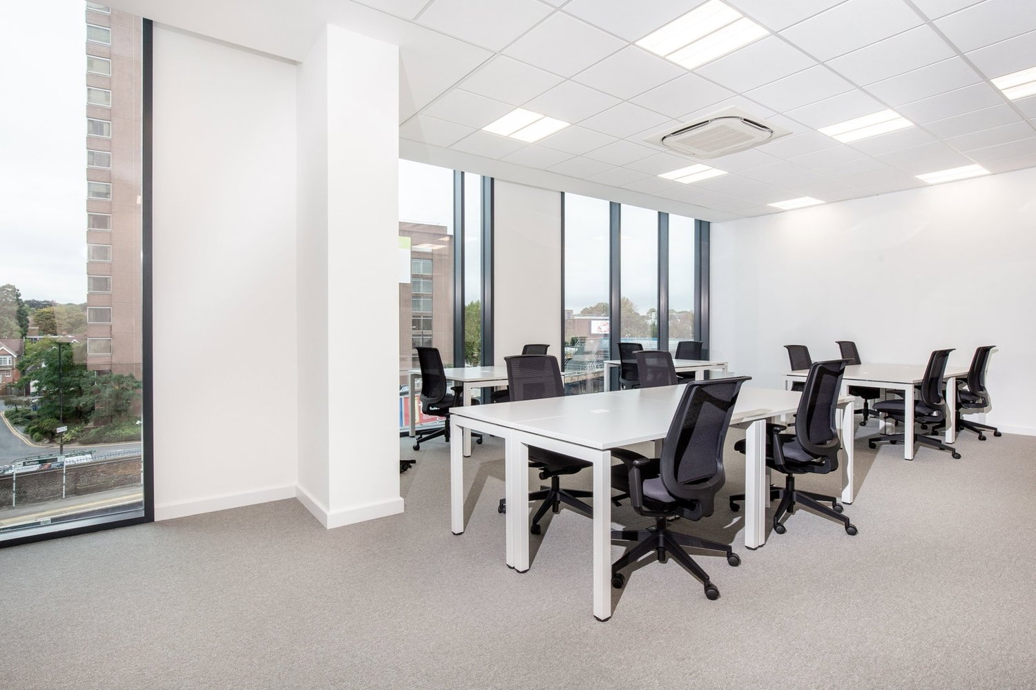 Office, Foto 2 von 8