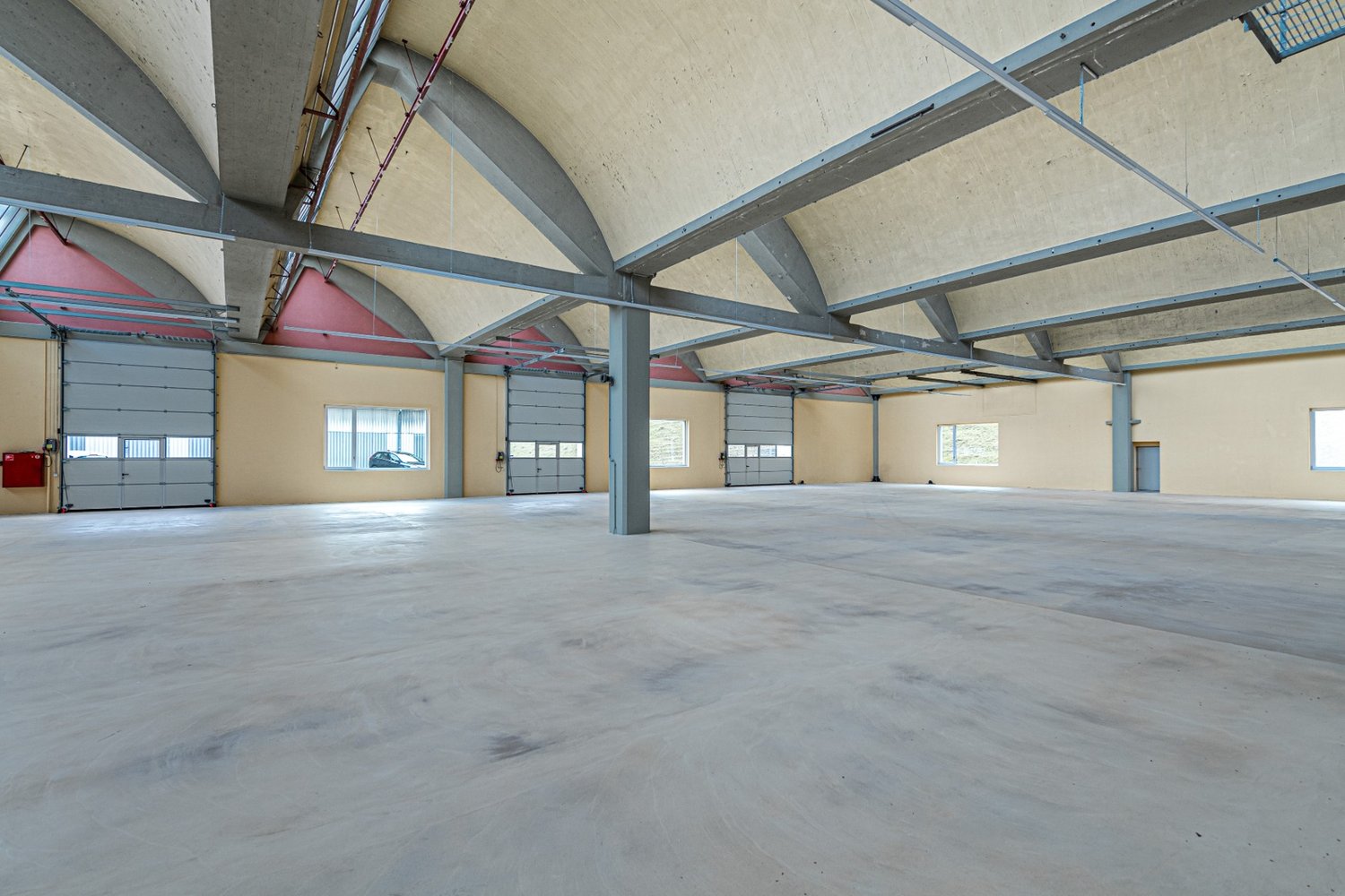 531m² industrial object, Foto 1 von 2