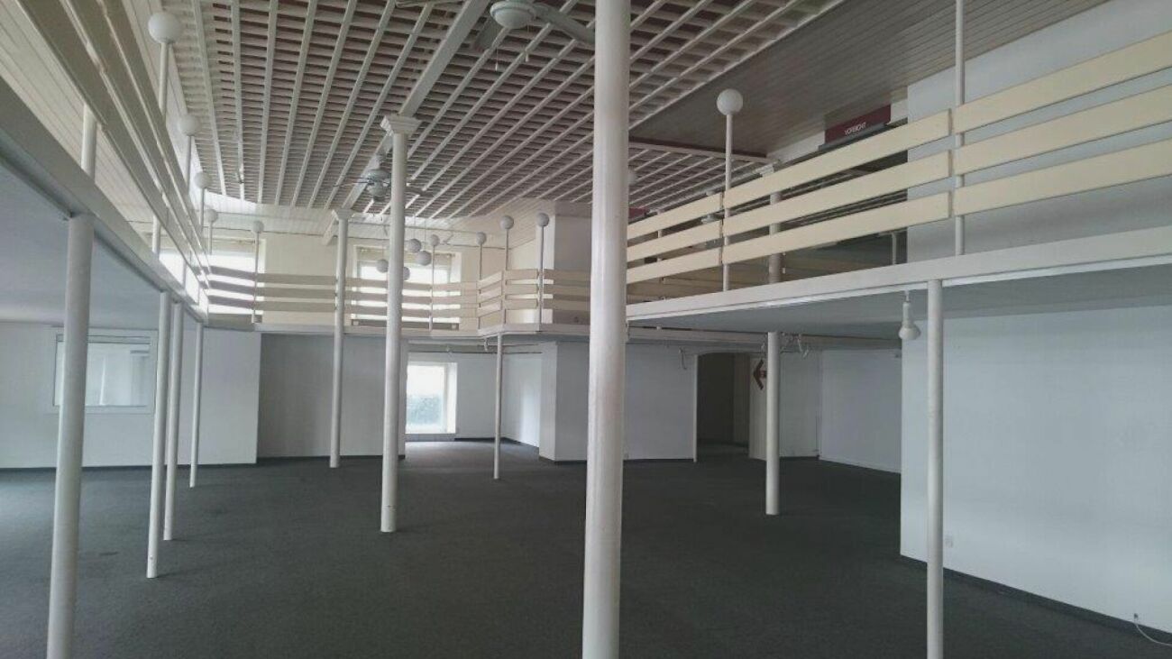 334m² commerciale