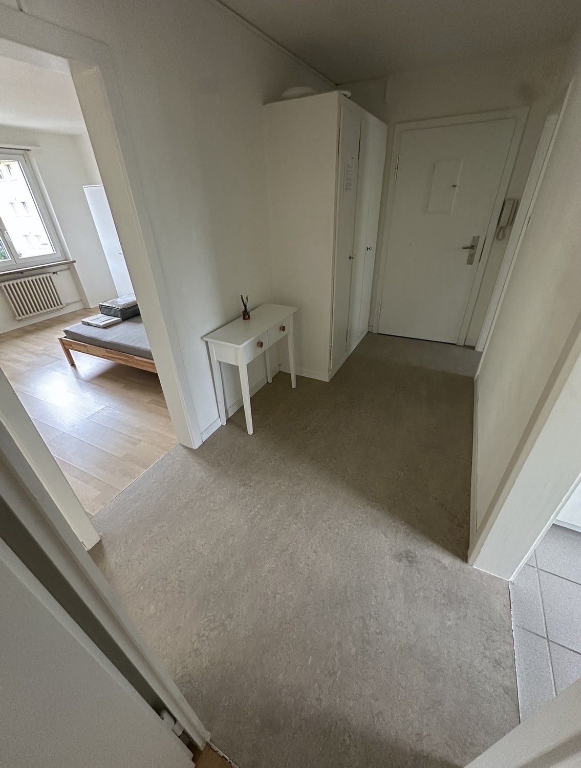 Room in a shared flat, Foto 3 von 5