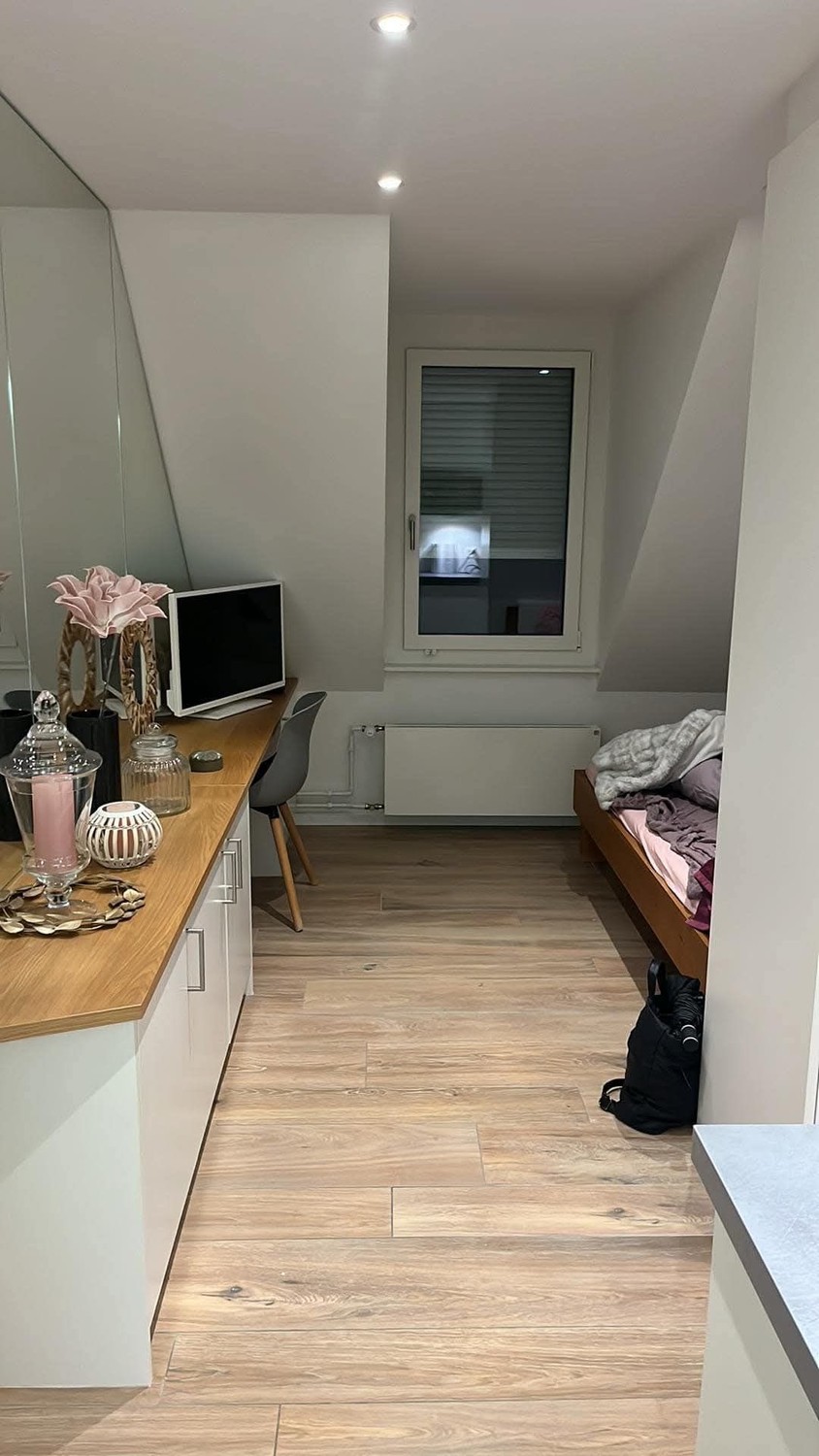 1 room apartment, Foto 1 von 4