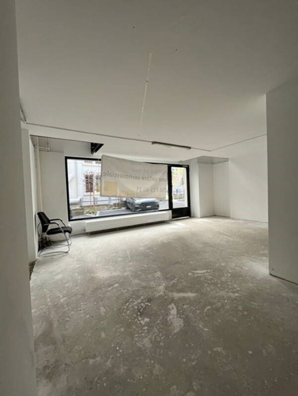 87m² arcade