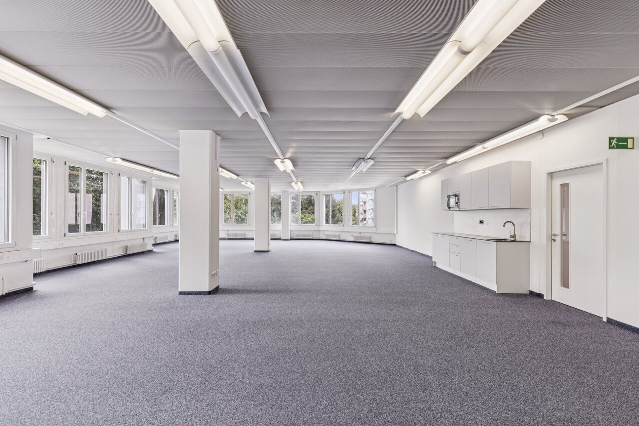 158m² office