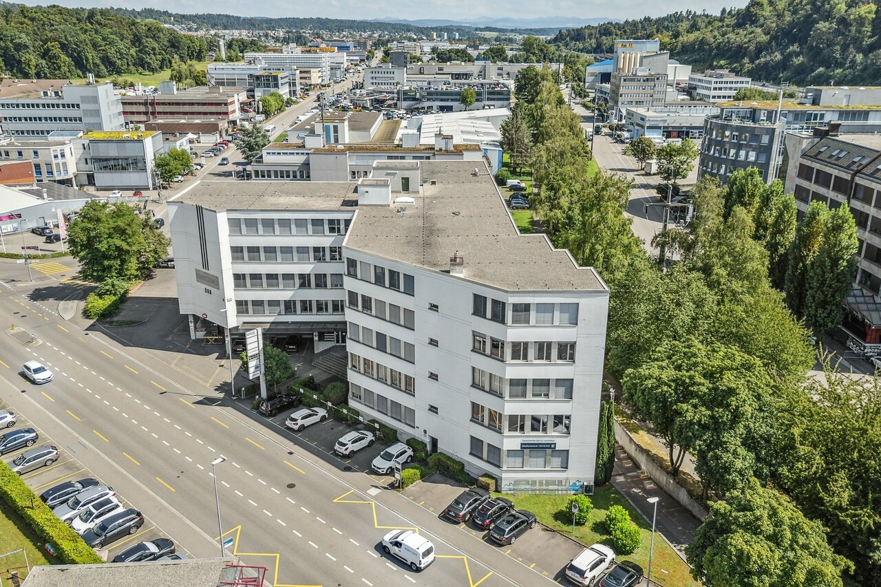 158m² office