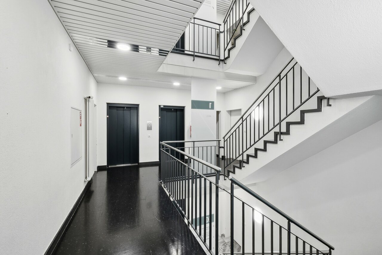 158m² office