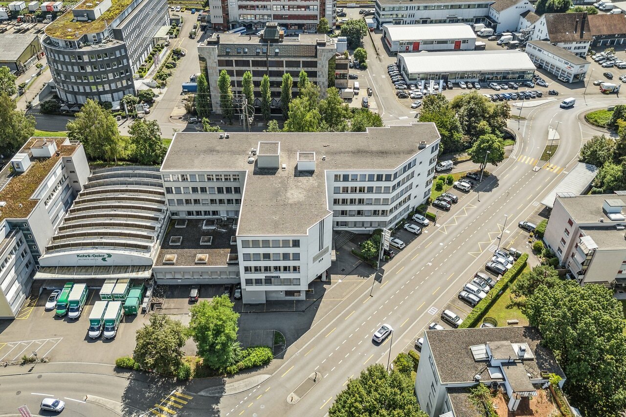 158m² office