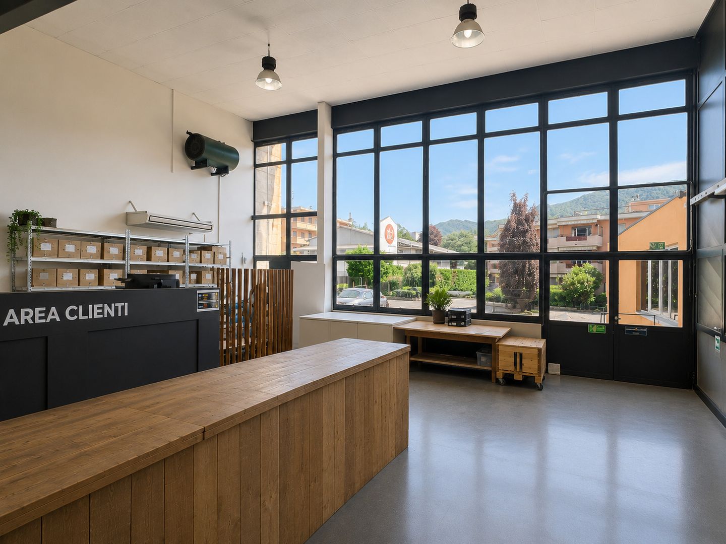 276m² Büro, Foto 1 von 8