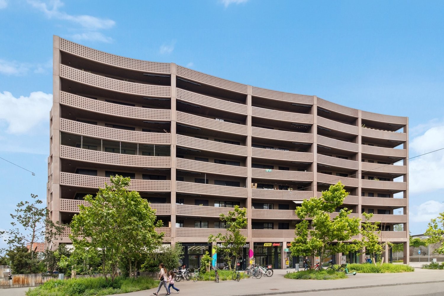 581m² commercial