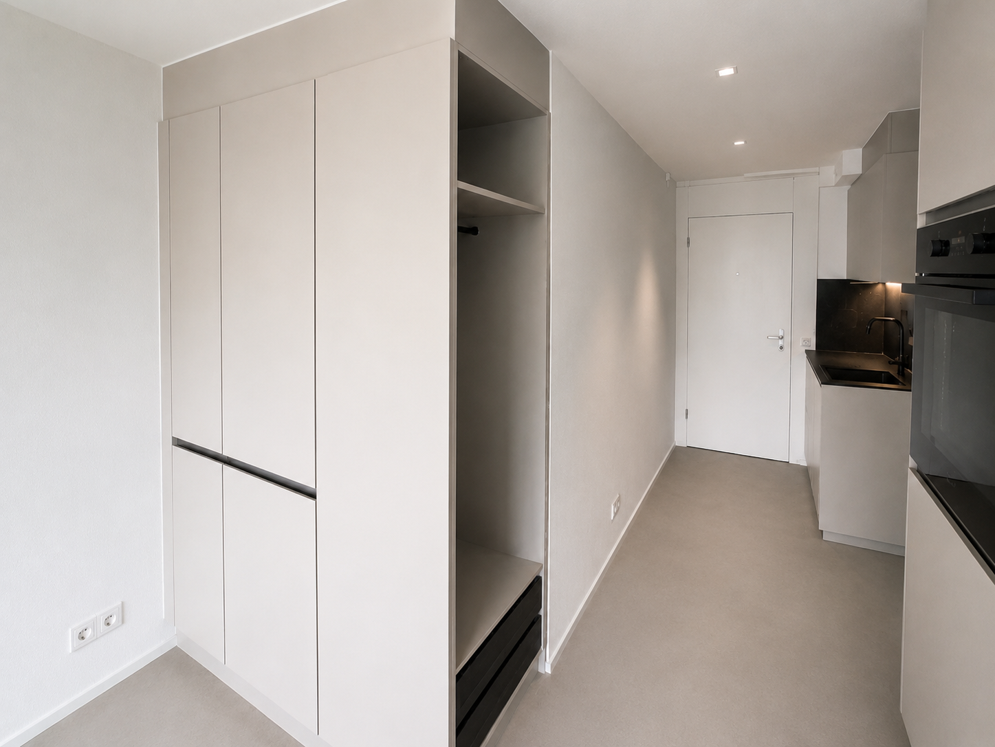 1 room studio