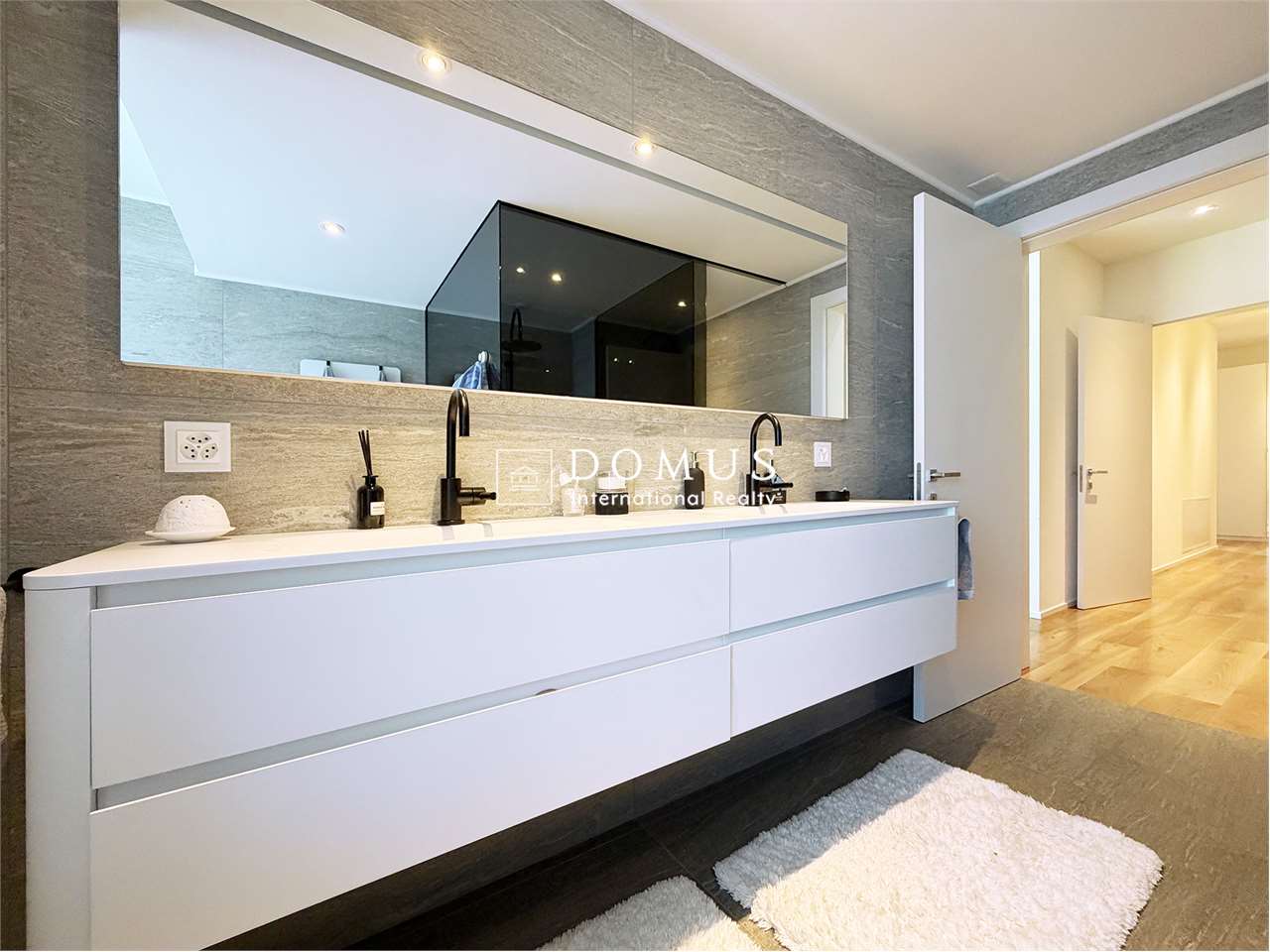 5 ½ rooms apartment