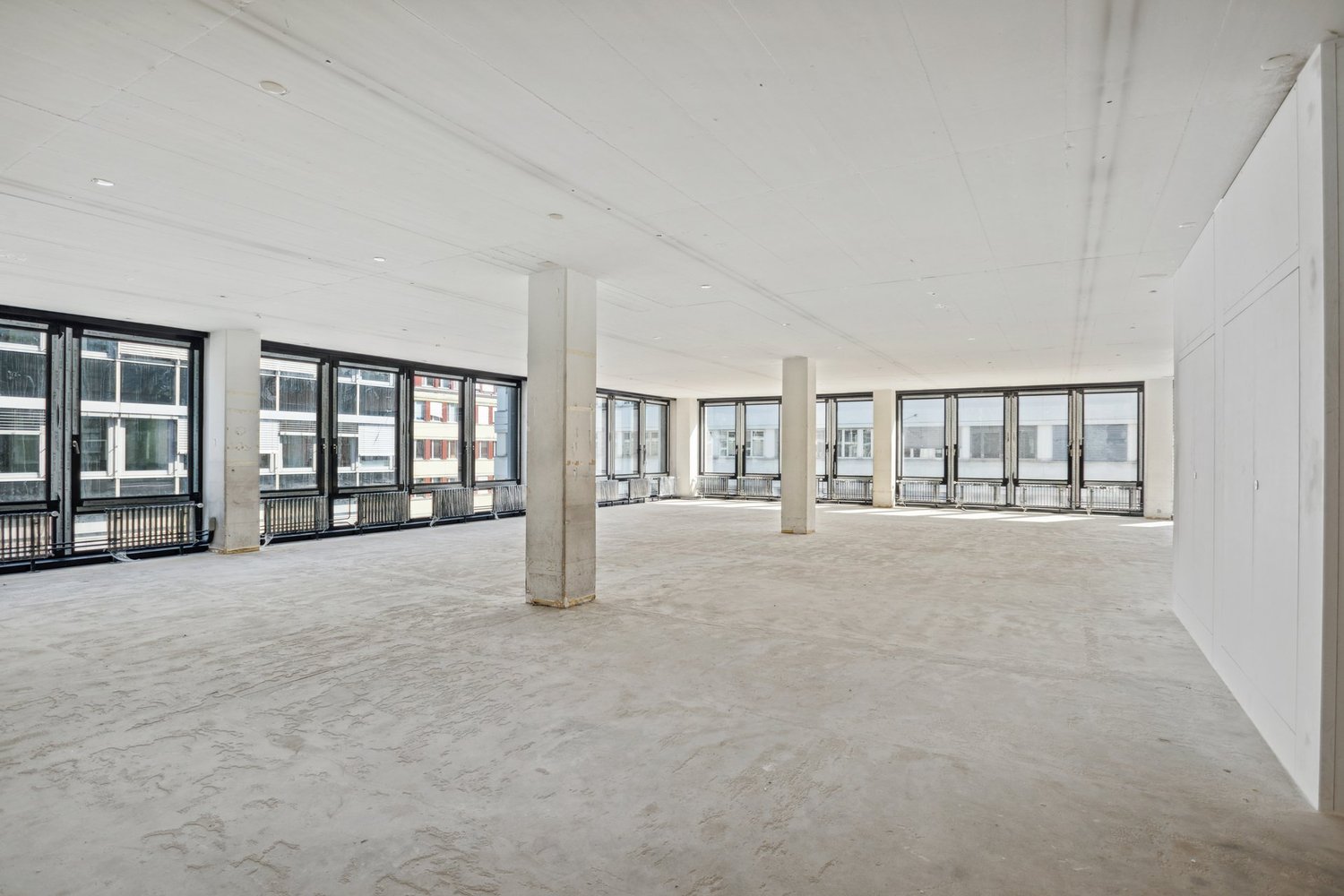 880m² office, Foto 3 von 10