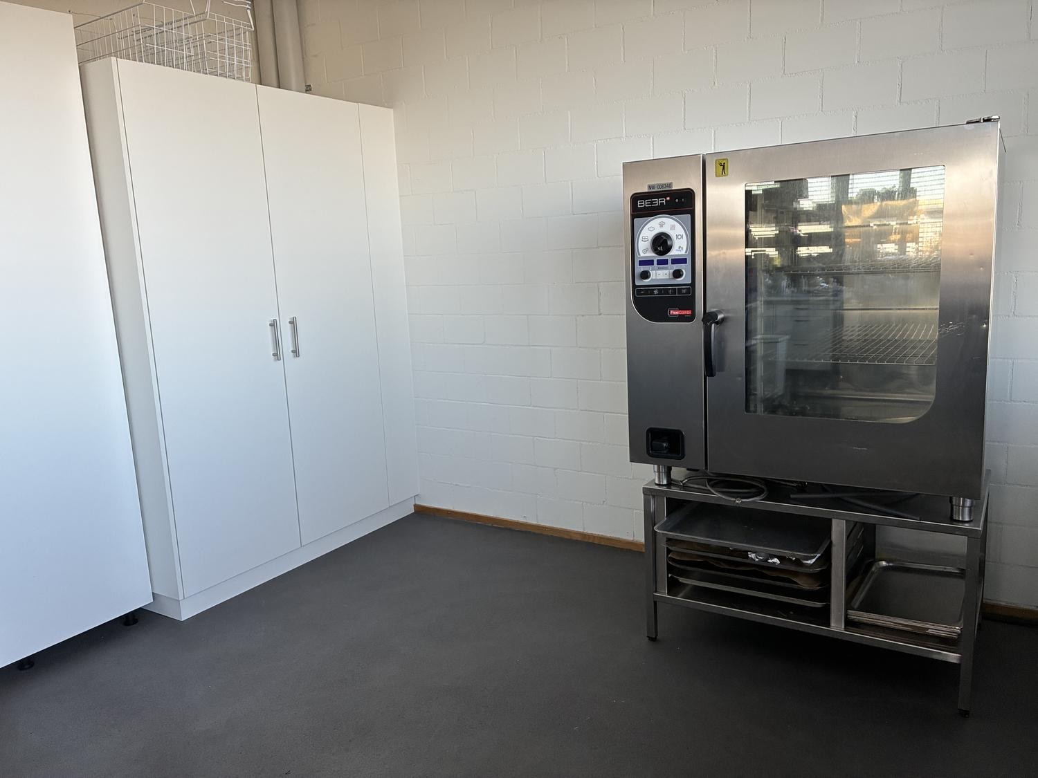 114m² commercial