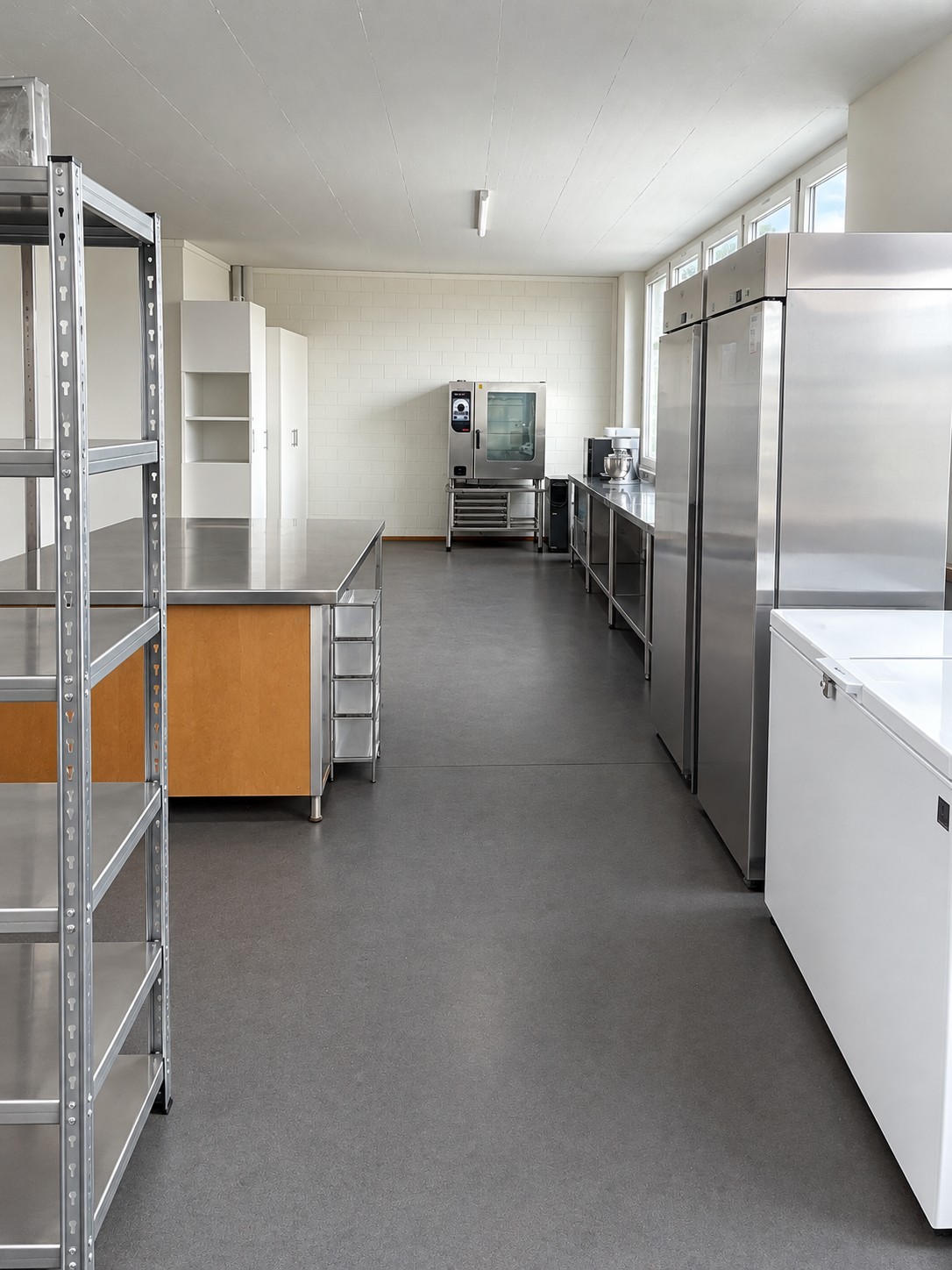 114m² commercial