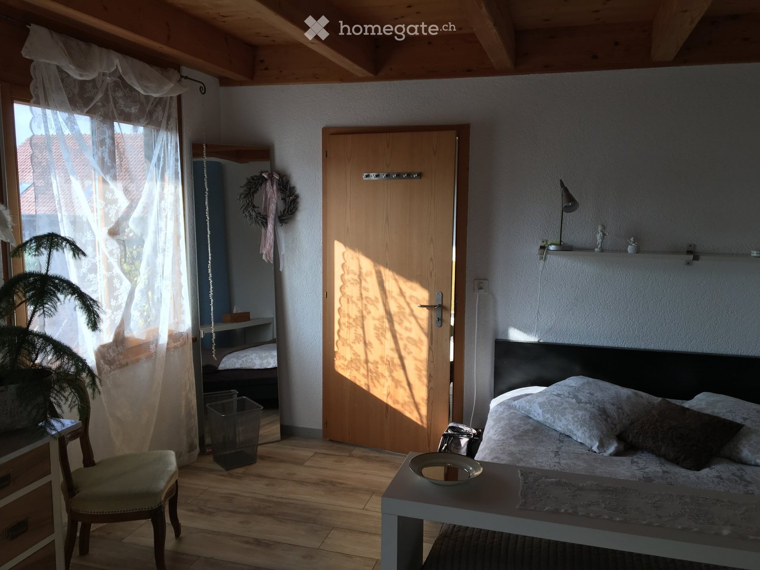 1 room single room, Foto 1 von 5