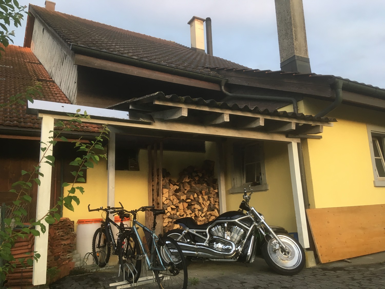 10 rooms single house