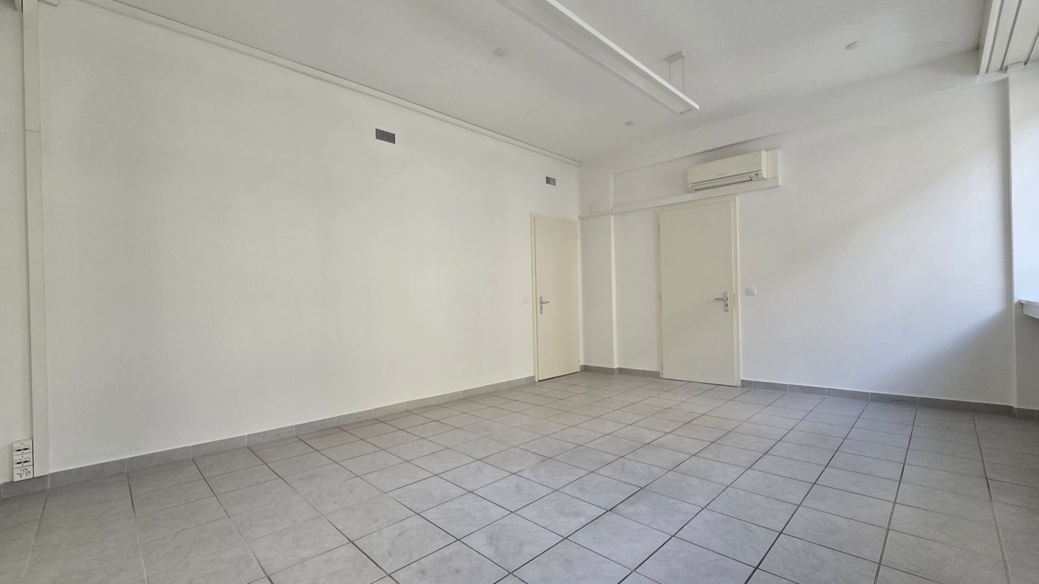 170m² office, photo 8 sur 10