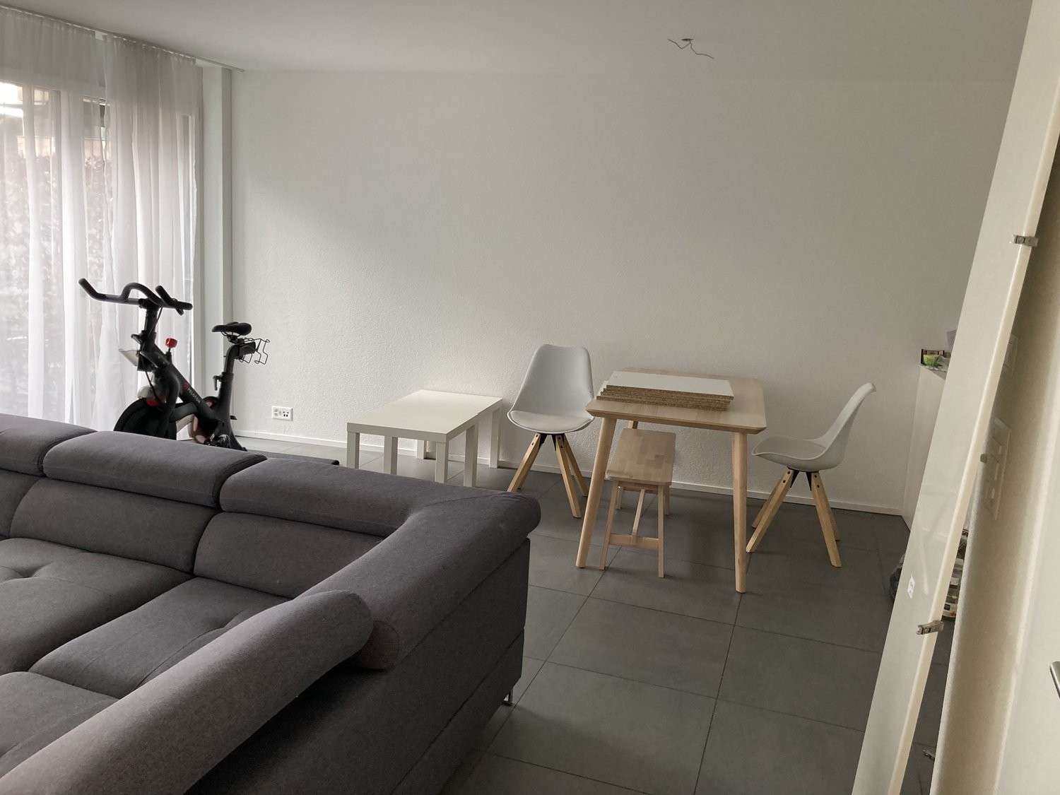 2 ½ rooms furnished flat, Foto 1 von 4