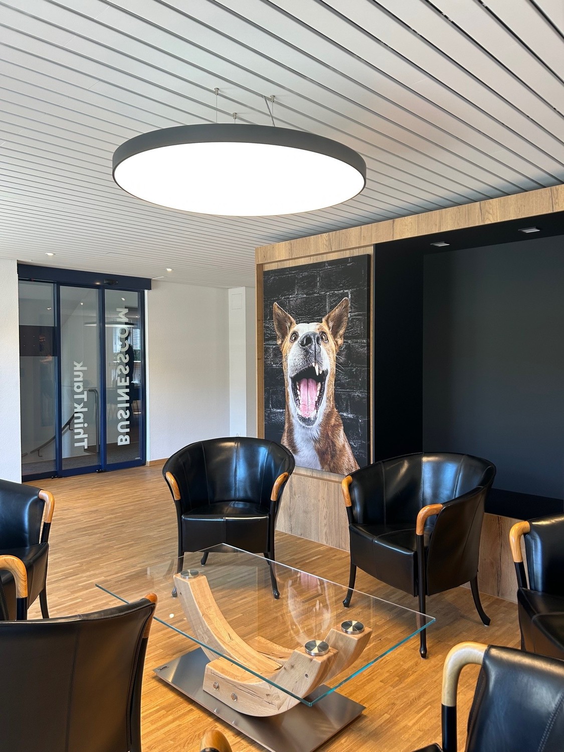 355-355m² ufficio, foto 3 di 10