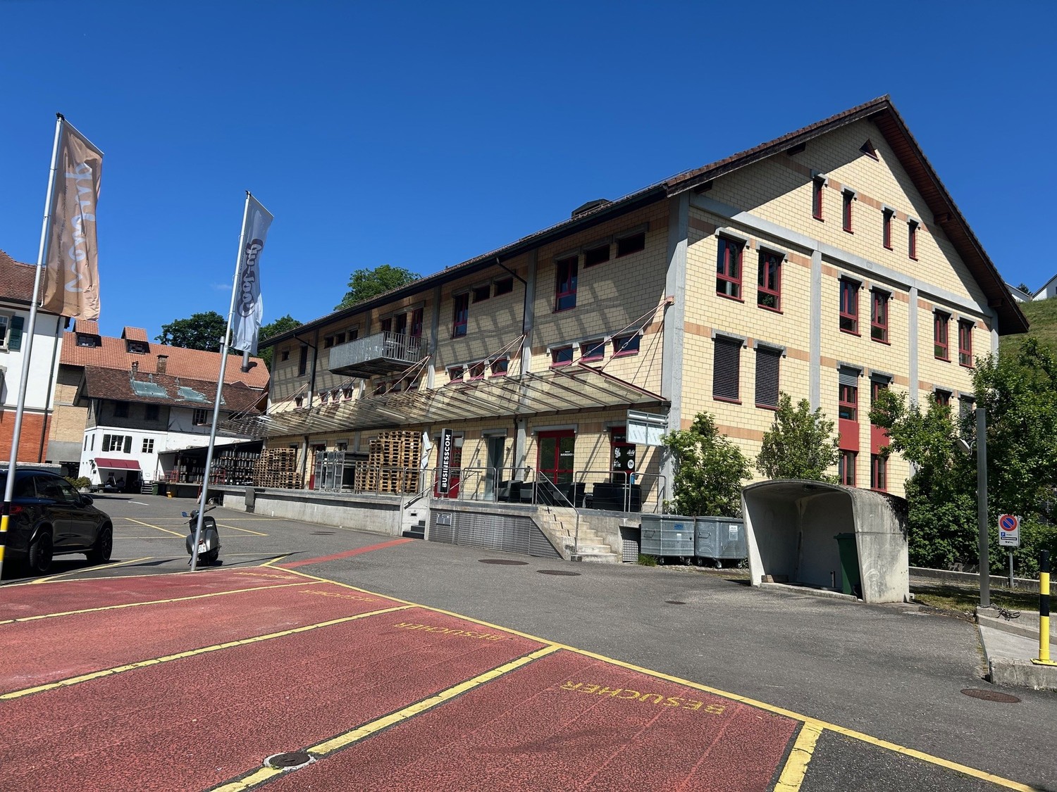 355-355m² ufficio, foto 2 di 10