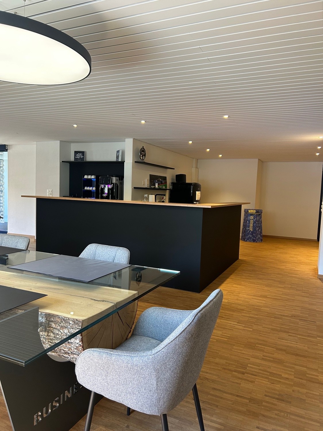 355-355m² ufficio, foto 6 di 10