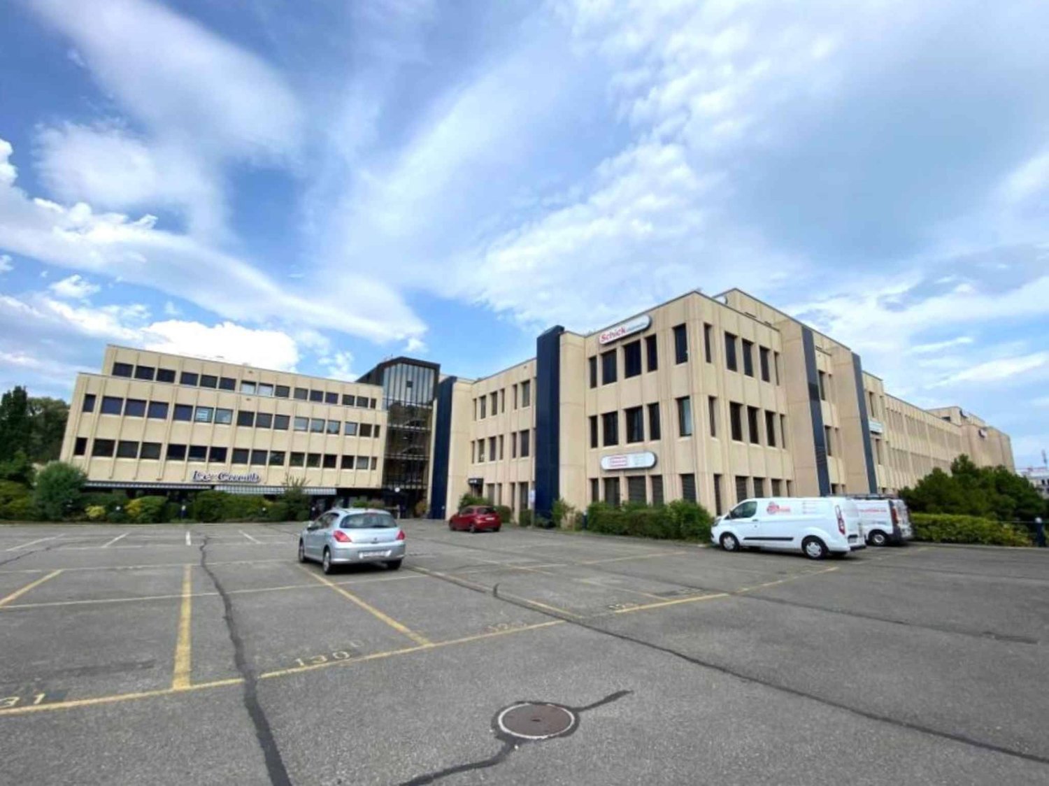 153m² Büro