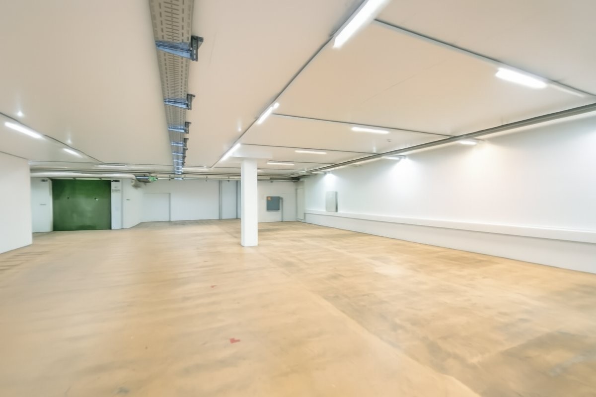 832m² commercial, Foto 4 von 8