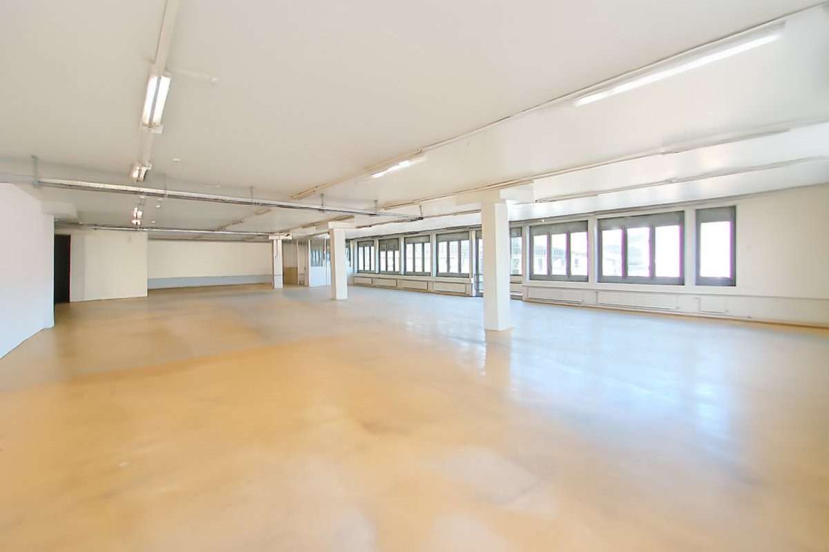 832m² commercial, Foto 2 von 8